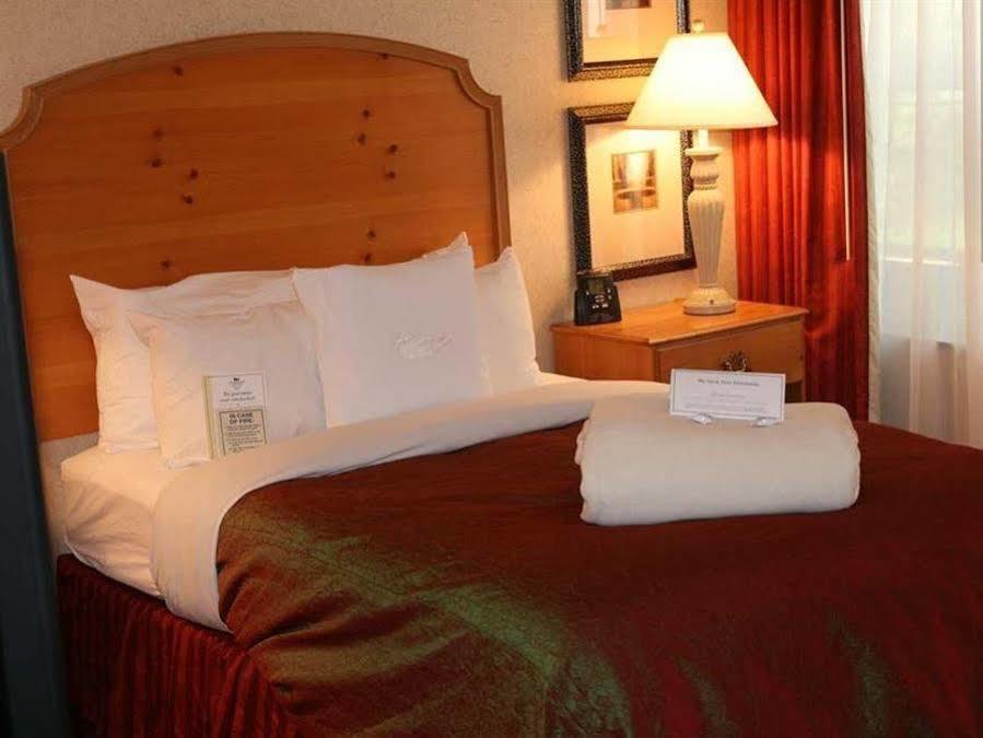 Homewood Suites Lafayette Exteriér fotografie